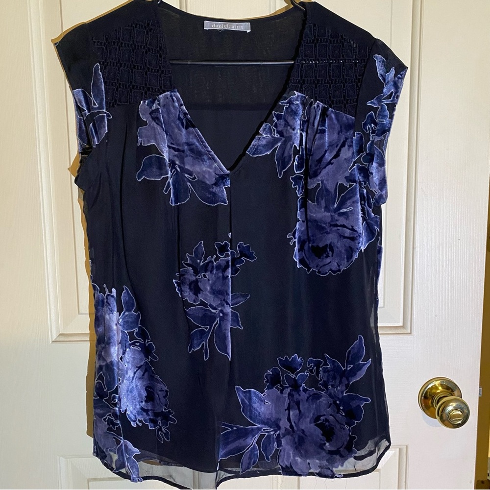 Short Sleeve Danielrainn top